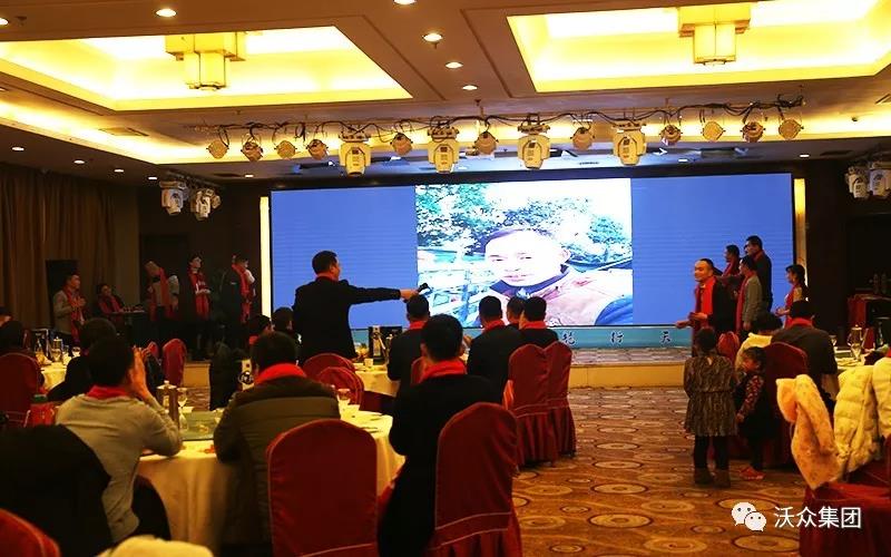 連線現(xiàn)場慰問一線員工 連線現(xiàn)場慰問一線員工