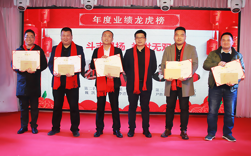 ��Ȼؿ�ǰ����